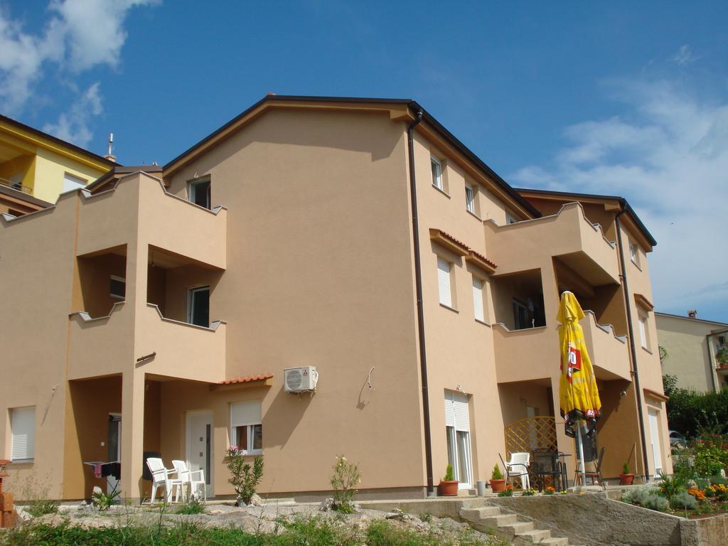Apartments Crikvenica Bilik gambar